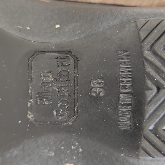 Finn Comfort Jamaica Slip-On Sandals - Picture 7 of 9